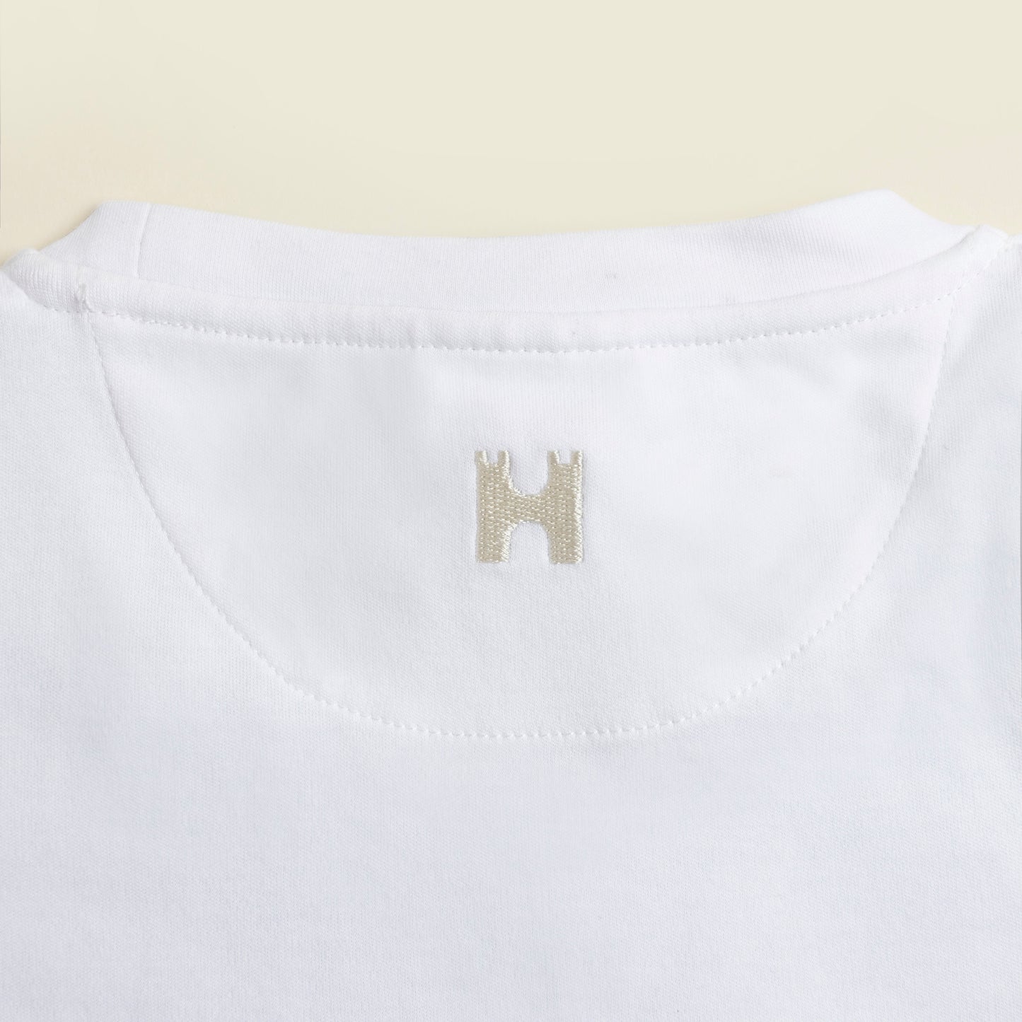 Rainbow T-Shirt White Close up back