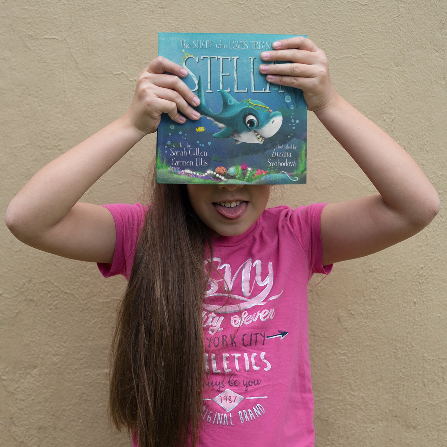 Stella, The Shark Who Loves Treasure