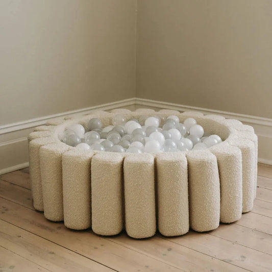 NUAGE INTERIORS - Fleur Ball Pit