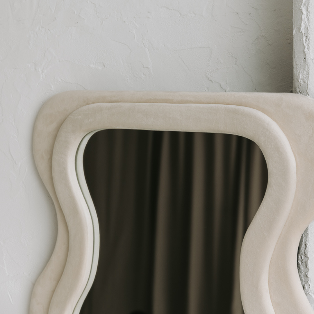 NUAGE INTERIORS - Raya Wavy Mirror